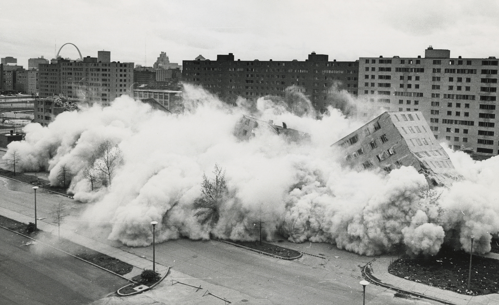 April 1972. The second, widely televised demolition of a Pruitt-Igoe building that followed the March 16 demolition.