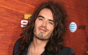 Russell Brand Schools MSNBC On Professionalism In 8 Minutes Of Epic Television