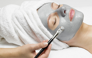 16 Awesome Ways To Treat Yourself When You Need It Most