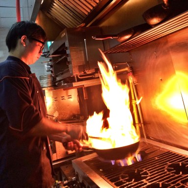 23 Life Lessons You Get From Working At A Restaurant