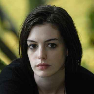That Time I Met Anne Hathaway (And What To Do When You Meet A Famous Person)