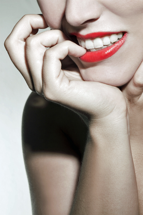 30 Women On How To Tell If She S Flirting Or Just Being Nice Thought Catalog