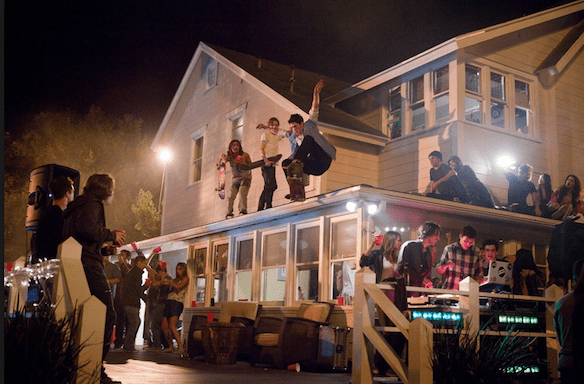 26 People On The Craziest, Most Messed Up Thing They’ve Ever Witnessed At A Party