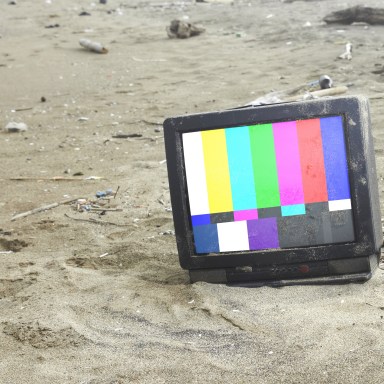 A Thorough Analysis Of People Who Don’t Watch TV