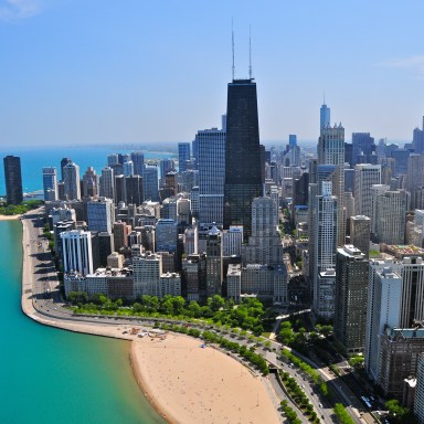 10 Reasons To Choose Chicago Over Any Other City