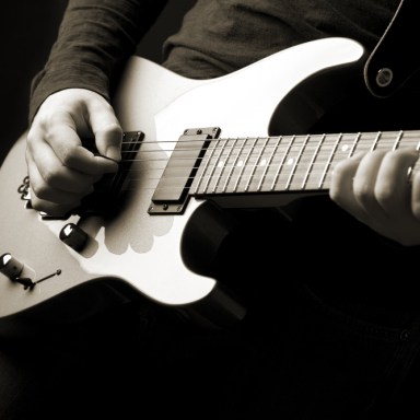 10 Things You Need To Know About Guitar Players