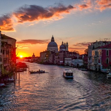 I Planned A Trip To Venice To Cheat On My Boyfriend With A Man I Only Met Once