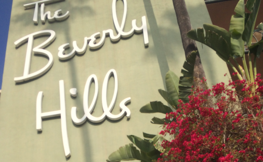 23 Hotel Employees Reveal Their Craziest Story