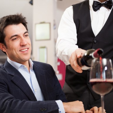 16 New Rules For Tipping At Restaurants