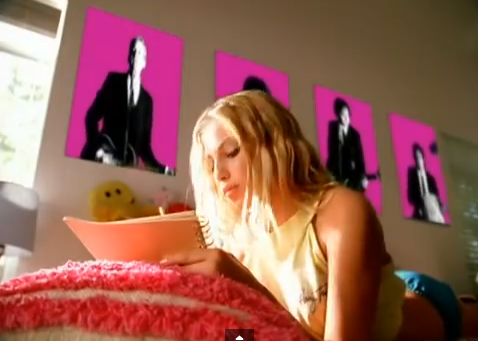 What Your Favorite Song From The Early 2000s Says About You