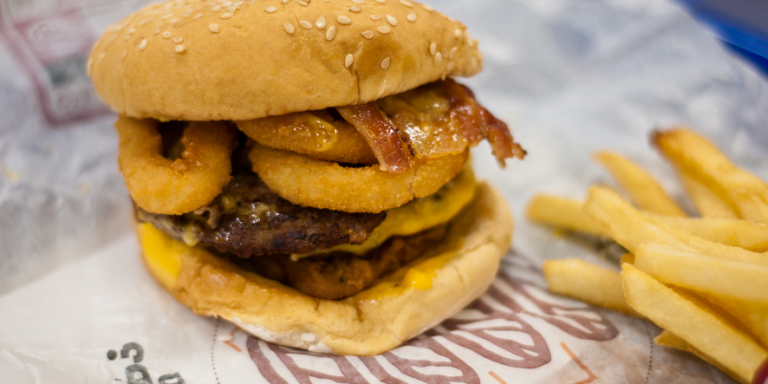 23 Signs You Have An Addiction To Fast Food
