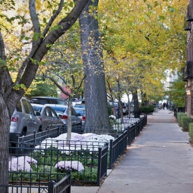 17 Signs Your Once New Neighborhood Is Slowly Becoming Your Home
