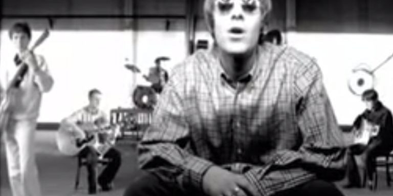 28 Song Lyrics That Most Definitely Appeared On Your AIM Account