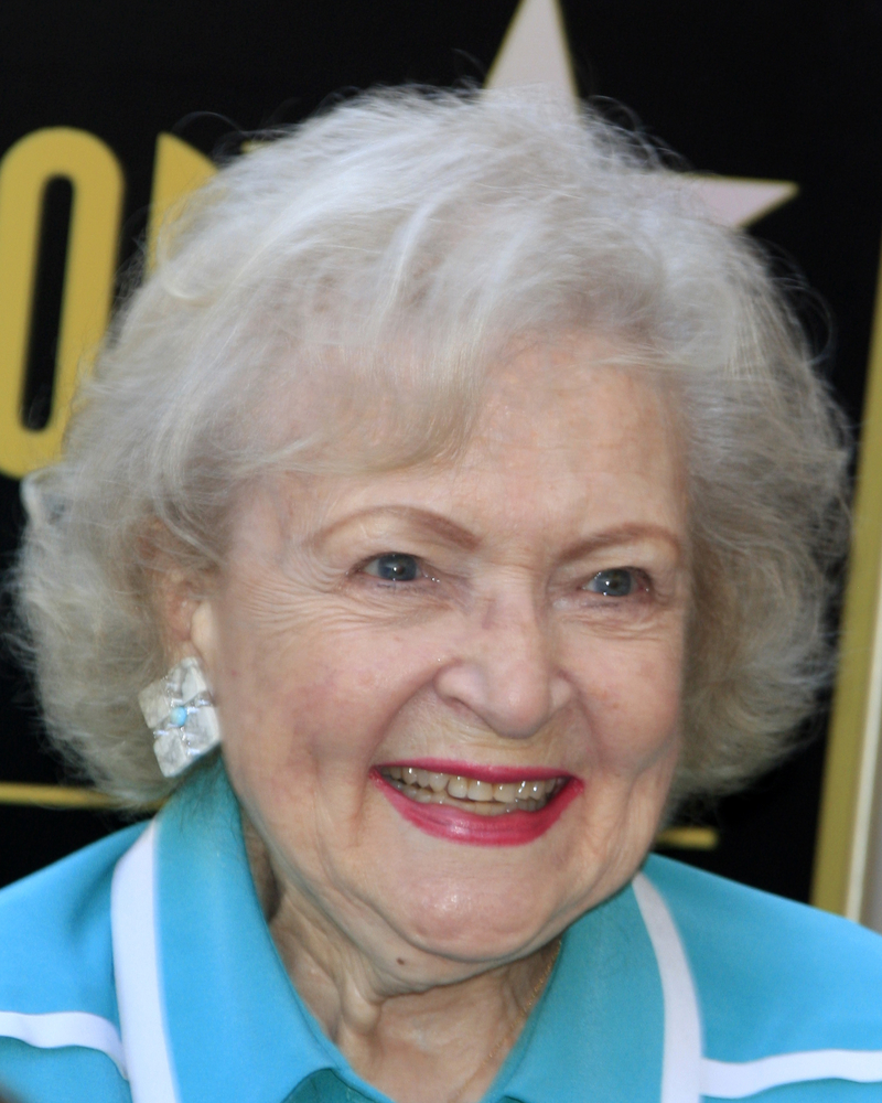 Hey Everyone, Why Is Betty White So Popular? (And Other Random ...