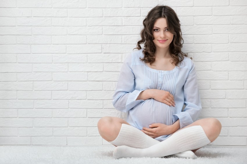 8 Ways To Tell A Guy That You’re Pregnant (But Are Totally Open To An Abortion)