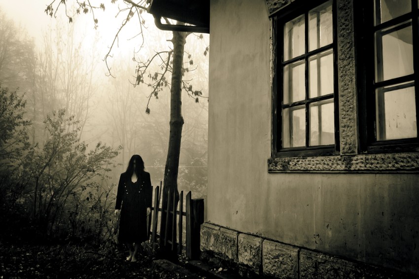 24 People Describe Their Freakiest Encounters With The Supernatural (And It Will Send Shivers Down Your Spine)