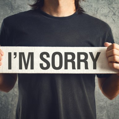 15 Apologies I’m Embarrassed I’ve Had To Give