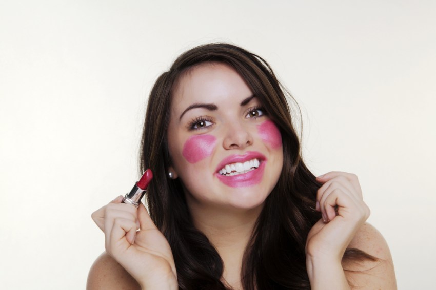 I’m A Makeup Artist, And Here Are The 6 Beauty Mistakes My Clients Always Make