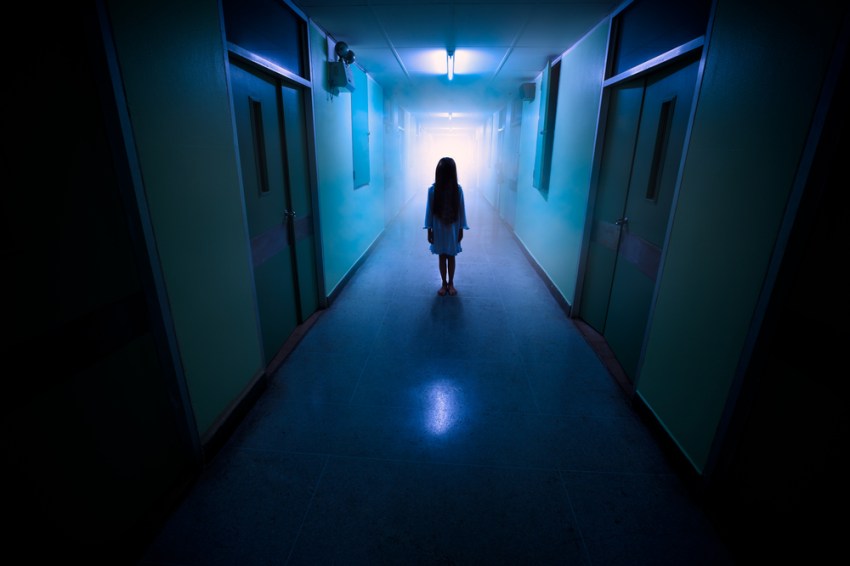 17 Frightening Stories Of Abandoned Hospitals And Asylums As Told By Urban Explorers And Security Guards