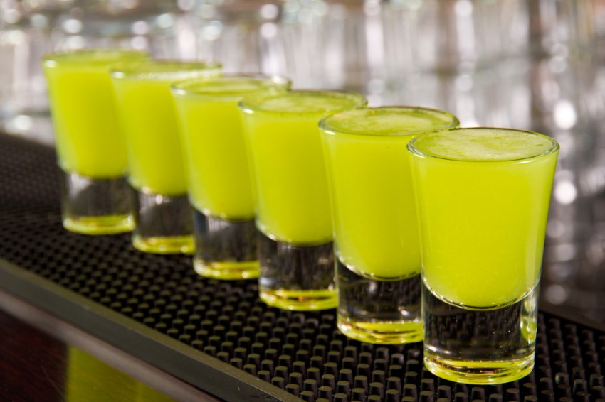 The 5 Stages Of White Girl Wasted