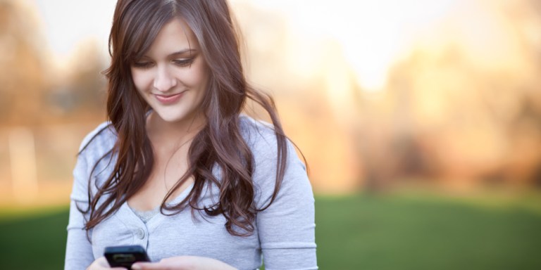54 Thoughts That Go Through A Girl’s Head When Texting A New Crush