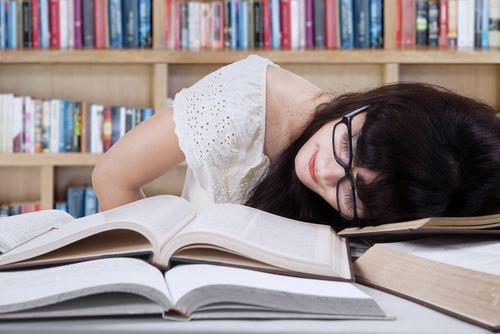 21 Weird Things Grad Students Do That Sabotage Their Own Success