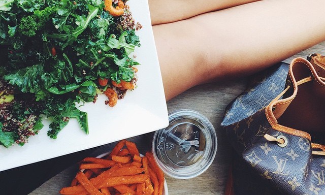 9 Reasons Why You Should Date A Girl Who Eats Kale