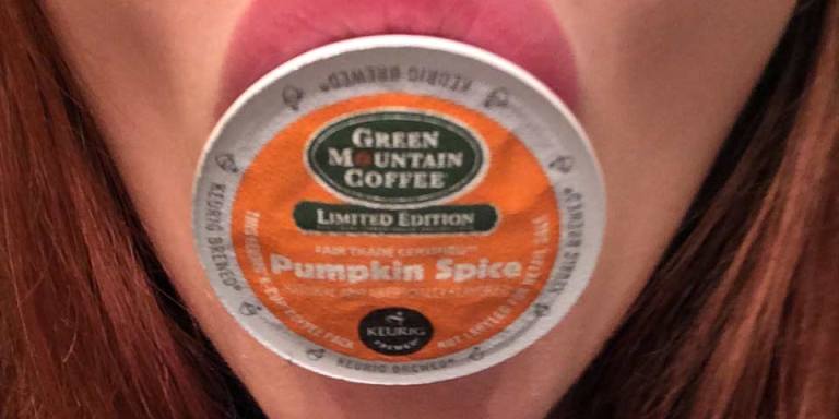 50 Tweets About White Girls & Pumpkin Spice Lattes