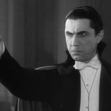 25 Blood-Curdling Facts About Bram Stoker’s ‘Dracula’