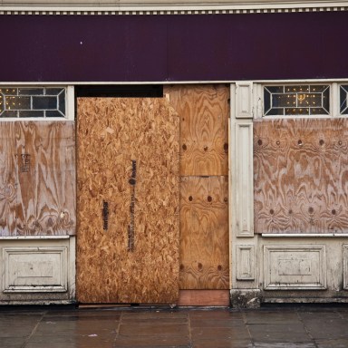 Ferguson Businesses Are Boarding Up Their Storefronts Because They Fear Riots And More Looting