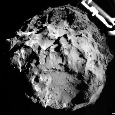 Behold! Here Are Up Close Images Of The First Comet Landing In History!