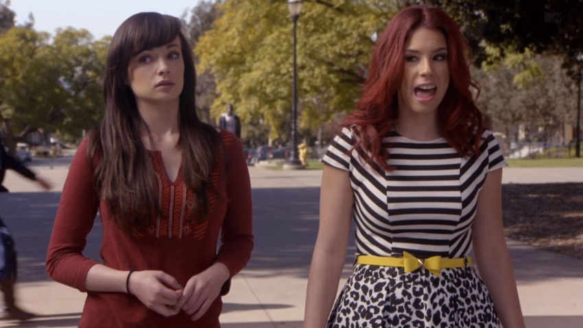 10 Things That Happen When An Introvert And An Extrovert Become Best Friends