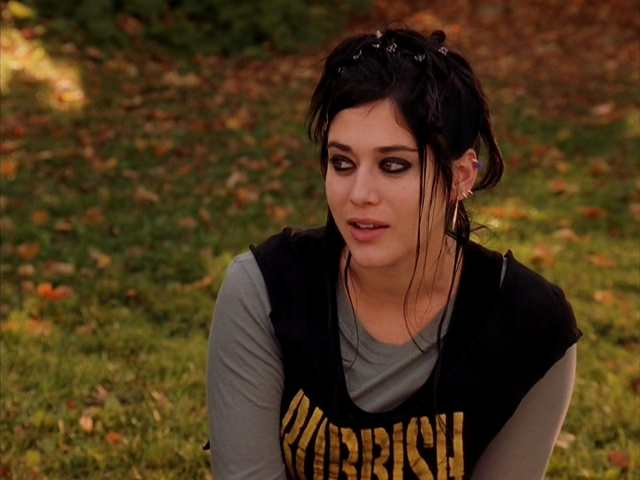 10 Reasons Why Lizzy Caplan Is The Best Mean Girls Alumni Of All Thought Catalog