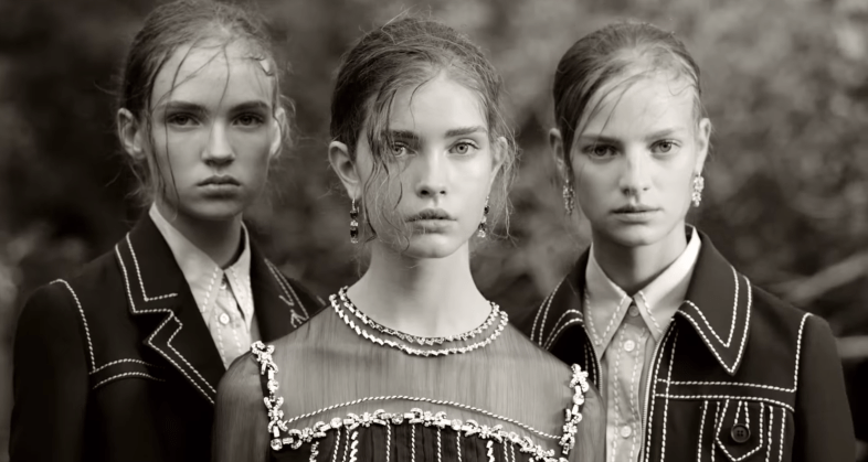 Prada / Youtube.com.