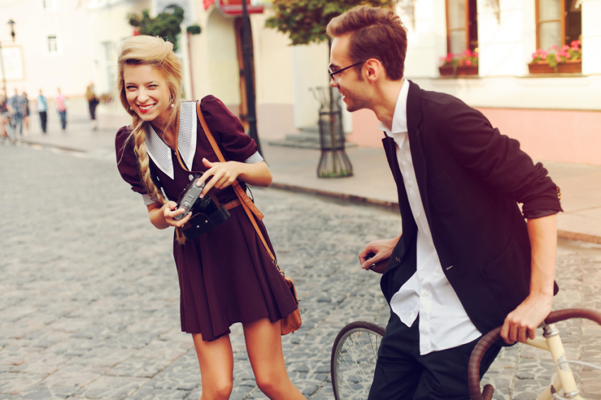 13 Things Women Only Do When They’re Not Interested In You