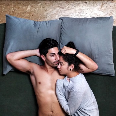 6 Reasons Why Couples Who Cuddle Are The Happiest