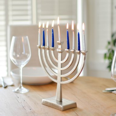 Hanukkah Is Not Christmas And We (As Jewish People) Are Okay With That