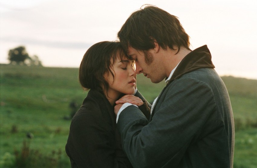 17 Innocent But Incredibly Sexy Things Guys Do That Make Girls Melt