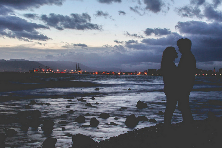 15 Intimate Things Happy Couples Do That Have Nothing To