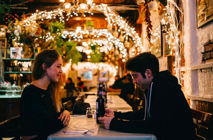15 Differences Between Dating In La And Dating In New York Thought Catalog 