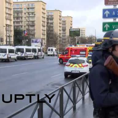 Livestream And Summary: Charlie Hebdo Killers Take Hostages While French Police Surround Them