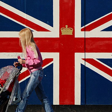 15 Frequently Asked Questions of Americans Living in England