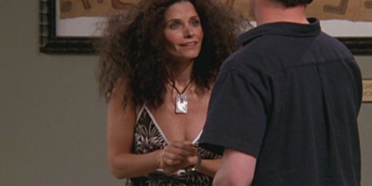 8 Struggles Only The Naturally Curly-Haired Girls Will Understand