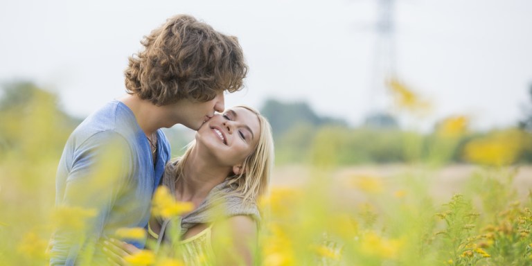 7 Things Guys Can Do To Show A Girl That Chivalry Isn’t Dead