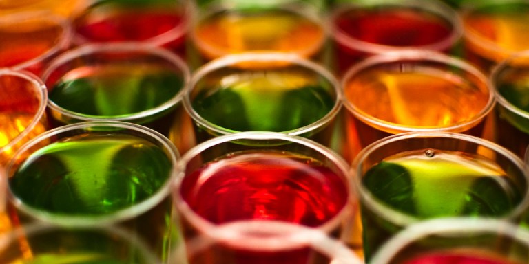 16 People Share The Best Alcoholic Drink Concoctions They Made Themselves