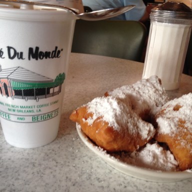 6 (Awesome) Things About Cafe Du Monde, Doughnuts, And New Orleans