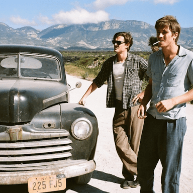 7 Hacks For Surviving An Excruciatingly Long Drive