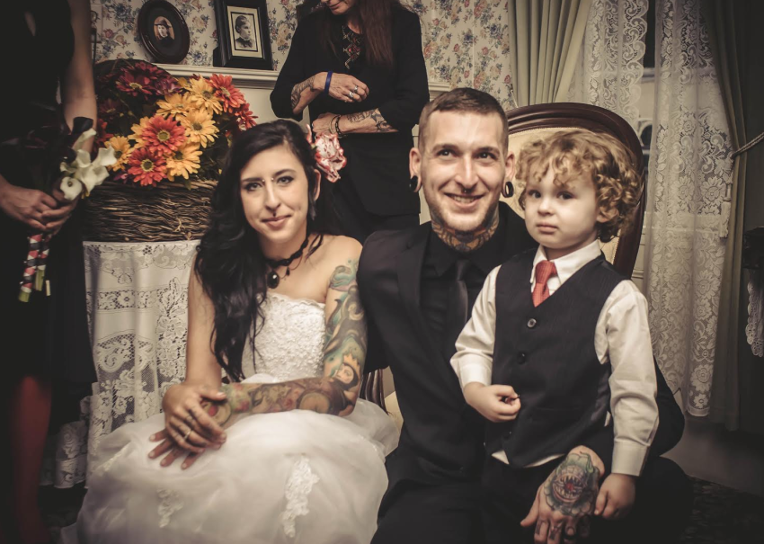 This Couple’s Spooky Wedding At The Lizzie Borden House Will Make Horror Nerds Everywhere Jealous