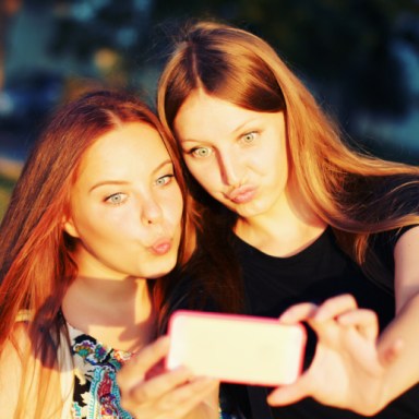 14 Things That Happen When Your Best Friend Is Your Cousin