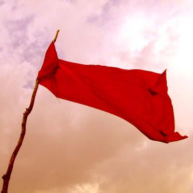 20 Types Of People Whose Behavior Is A Giant RED FLAG